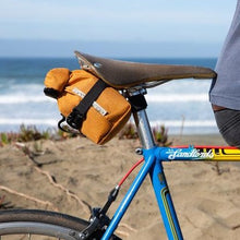 Load image into Gallery viewer, Rolltop Saddlebag