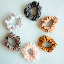 Load image into Gallery viewer, Scrunchies