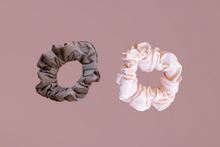 Load image into Gallery viewer, Scrunchies