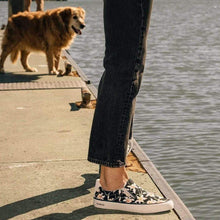 Load image into Gallery viewer, Womens - Hawthorne Slip On Magnum - Black Star Orchid