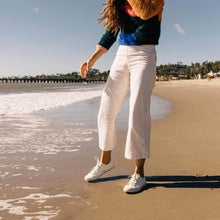 Load image into Gallery viewer, Womens - Monterey Sneaker Classic - Bleach